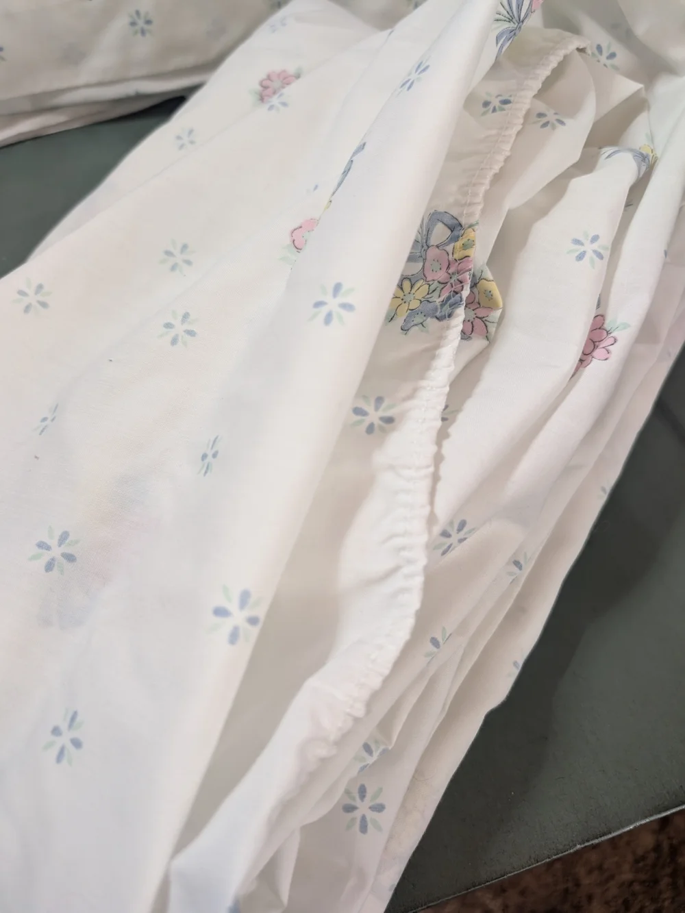Vintage Sheet Set Queen Fieldcrest Howard Kaplans French Barn Pig Goose Rabbit